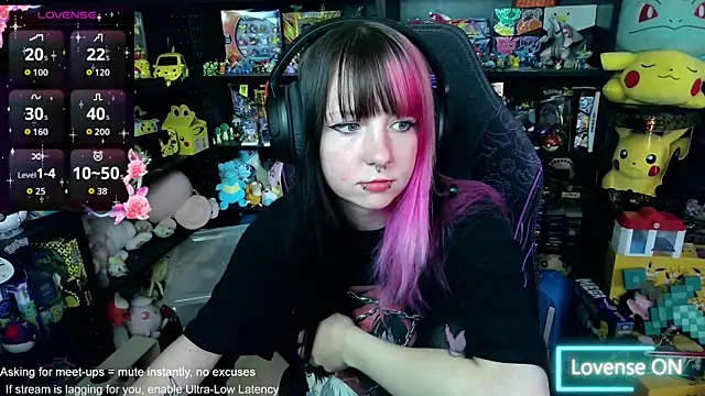 CutieTracer online show from 06-10-26, 04:08