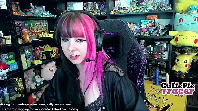 CutieTracer online show from 05-24-26, 04:07