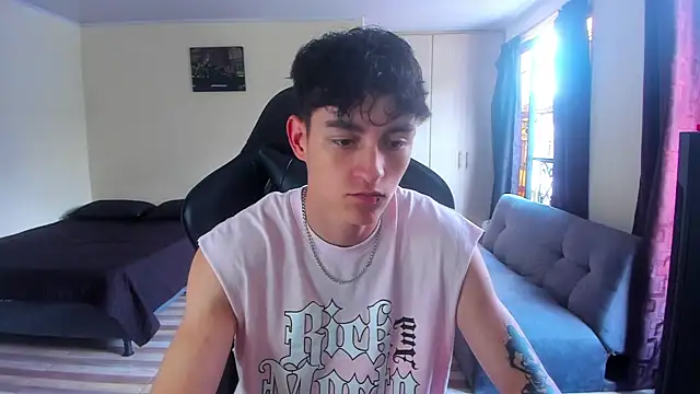 Luke Chill online show from 04-27-26, 05:11