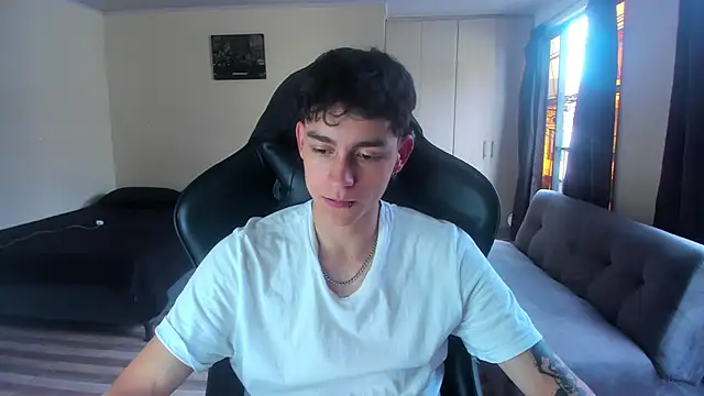 Luke Chill online show from 04-04-26, 09:32