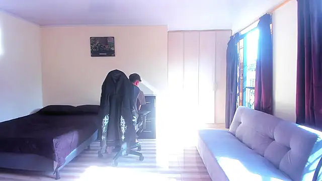 Luke Chill online show from 04-10-26, 01:29