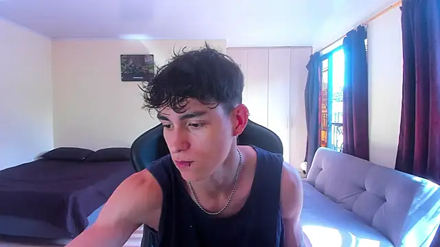 Luke Chill online show from 04-21-26, 02:01