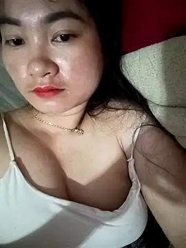 Linh Hoang online show from 04-11-26, 04:32