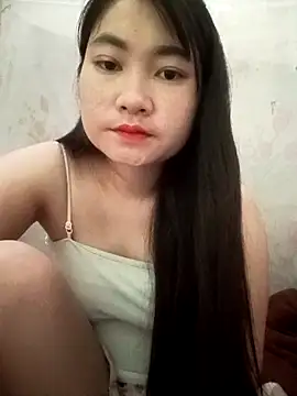 Linh Hoang online show from 05-20-26, 02:08
