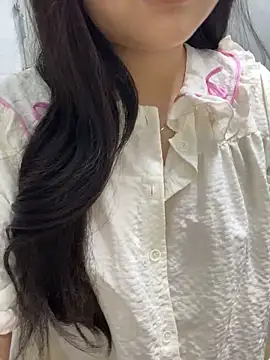 Rosecute11 online show from 05-10-26, 05:33