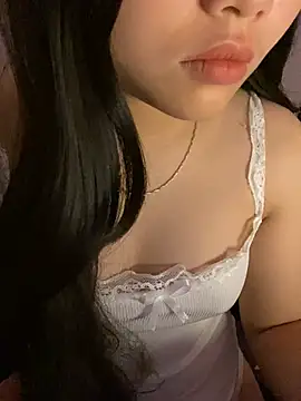 Rosecute11 online show from 04-30-26, 05:03