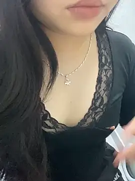 Rosecute11 online show from 05-07-26, 05:22