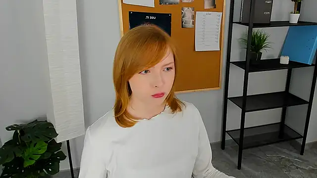 CherryCrushLove online show from 04-20-26, 06:05