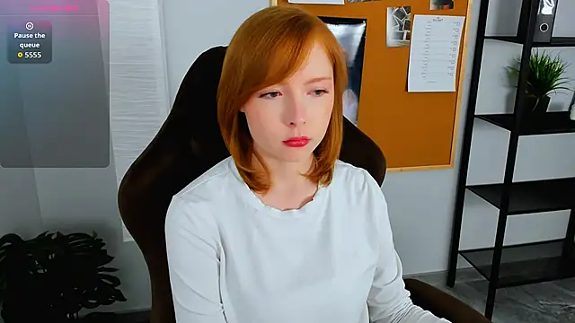CherryCrushLove online show from 05-15-26, 06:00
