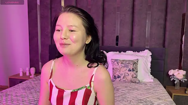 Snapshot of FlowyLily chatting on 04-02-26, 01:46 FlowyLily online show from 04-02-26, 01:46