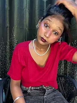 Cutiepie- online show from 04-18-26, 05:59