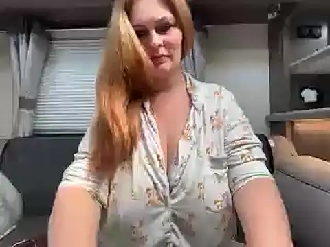 BustySwingingSlut online show from 05-13-26, 09:38