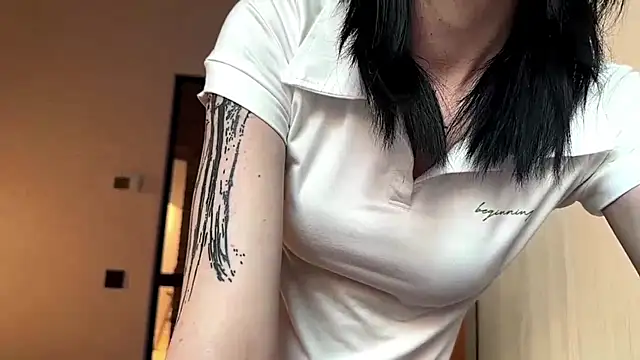 JessbutnotJessi online show from 04-06-26, 06:03