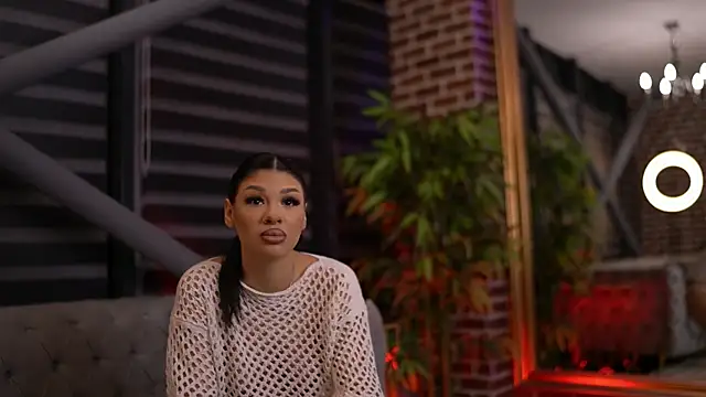 SpicyLeyla online show from 04-02-26, 06:03