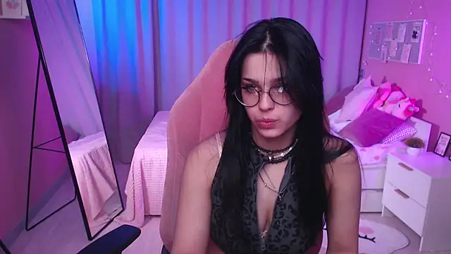 Jane Fondaaa online show from 05-18-26, 07:46