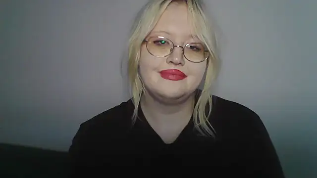 Snapshot of Elayne_Sweet chatting on 06-27-26, 12:22 Elayne Sweet online show from 06-27-26, 12:22