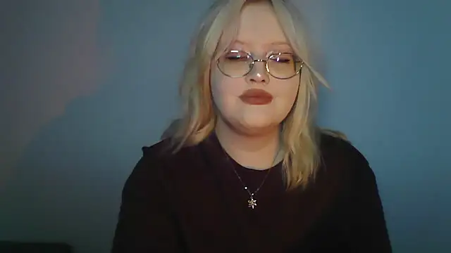 Snapshot of Elayne_Sweet chatting on 06-19-26, 06:08 Elayne Sweet online show from 06-19-26, 06:08