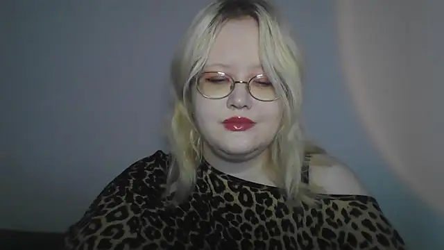 Snapshot of Elayne_Sweet chatting on 07-03-26, 06:09 Elayne Sweet online show from 07-03-26, 06:09