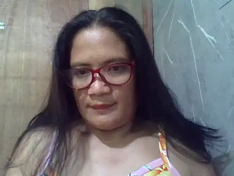 PinayZaira online show from 05-13-26, 11:34