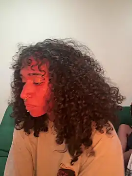 Sun lynx Love online show from 04-16-26, 09:39