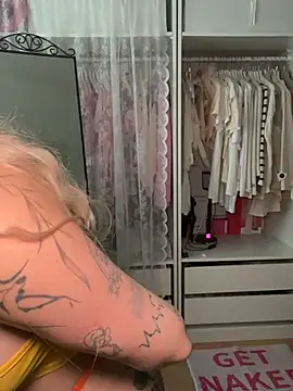 Shorty Holly online show from 06-24-26, 05:39