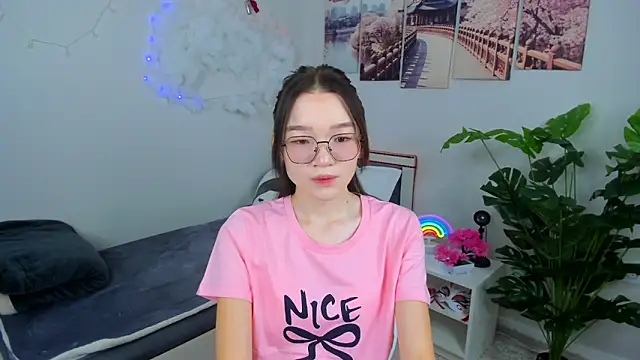 syuri sun online show from 06-16-26, 03:12