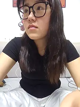 mianmian-666 online show from 04-26-26, 02:14