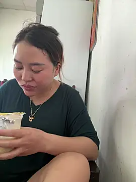 Lina-Naughty online show from 04-04-26, 07:59