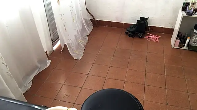 petitecurlybrunette online show from 04-06-26, 01:23