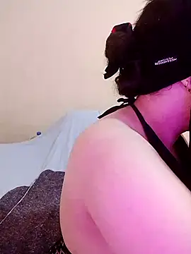 Queen Lola online show from 05-20-26, 04:48