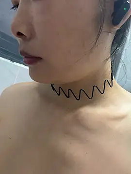 Xiaoyunduo1 online show from 05-20-26, 07:33