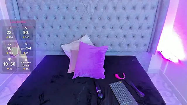 Snapshot of Gyal_Smith chatting on 06-10-26, 03:41 Gyal Smith online show from 06-10-26, 03:41