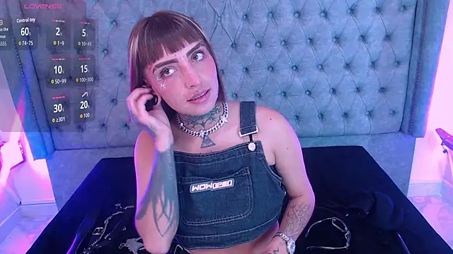 Gyal Smith online show from 04-10-26, 03:35