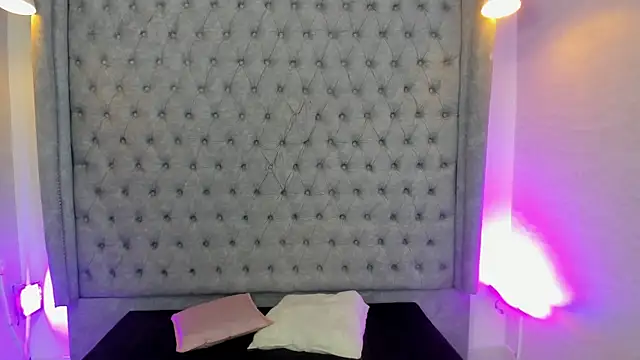 Gyal Smith online show from 05-20-26, 03:03