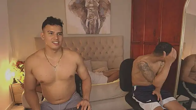 Maxi and Ares online show from 05-16-26, 07:13