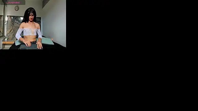 Aria skye online show from 06-04-26, 08:13