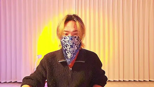 Snapshot of wumei-001 chatting on 04-02-26, 11:39 wumei-001 online show from 04-02-26, 11:39