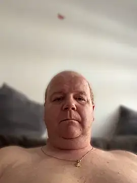 Snapshot of ohne19 chatting on 06-18-26, 06:35 ohne19 online show from 06-18-26, 06:35