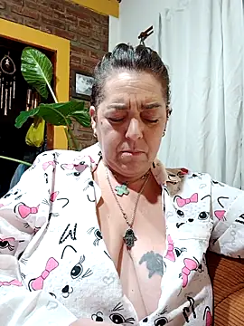 Snapshot of relaxnamaste chatting on 06-17-26, 04:45 relaxnamaste online show from 06-17-26, 04:45
