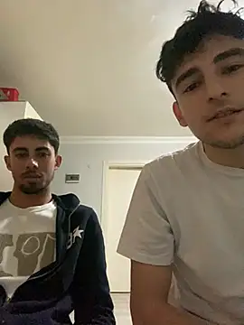 Snapshot of youmeloveyou chatting on 03-31-26, 07:38 youmeloveyou online show from 03-31-26, 07:38