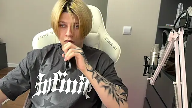 loverria1 online show from 04-03-26, 11:38