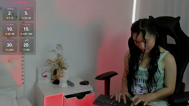 Honney Bunny18 online show from 04-18-26, 04:31