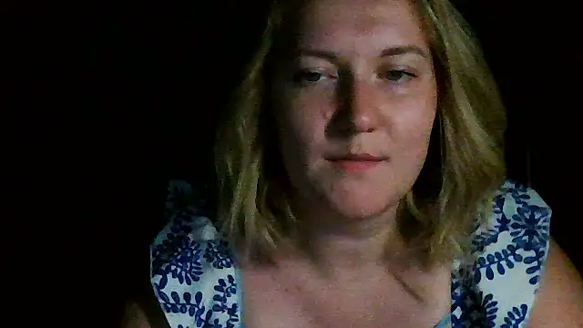 Snapshot of TinaKittyX chatting on 06-09-26, 09:38 TinaKittyX online show from 06-09-26, 09:38
