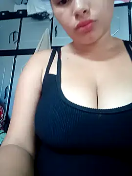 Kimberlyxxo online show from 07-09-26, 06:40