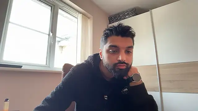 priyxh online show from 05-06-26, 12:09