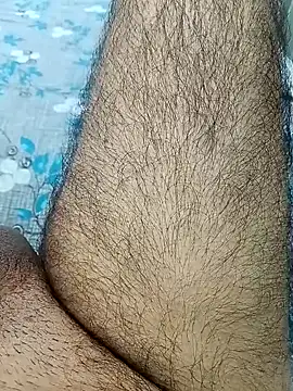 Snapshot of yourdreamman007_ chatting on 04-03-26, 05:52 yourdreamman007 online show from 04-03-26, 05:52