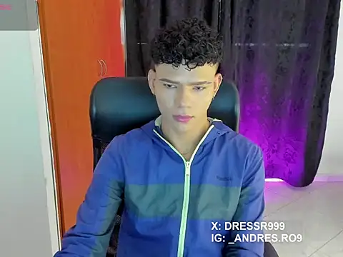 sebascuterouss online show from 04-12-26, 11:24