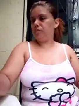Zafiro MD online show from 05-18-26, 01:27