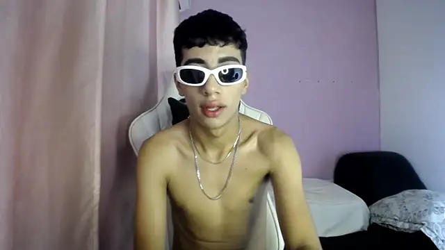 Yei lee  online show from 05-10-26, 06:50