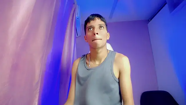 Yei lee  online show from 05-02-26, 03:45